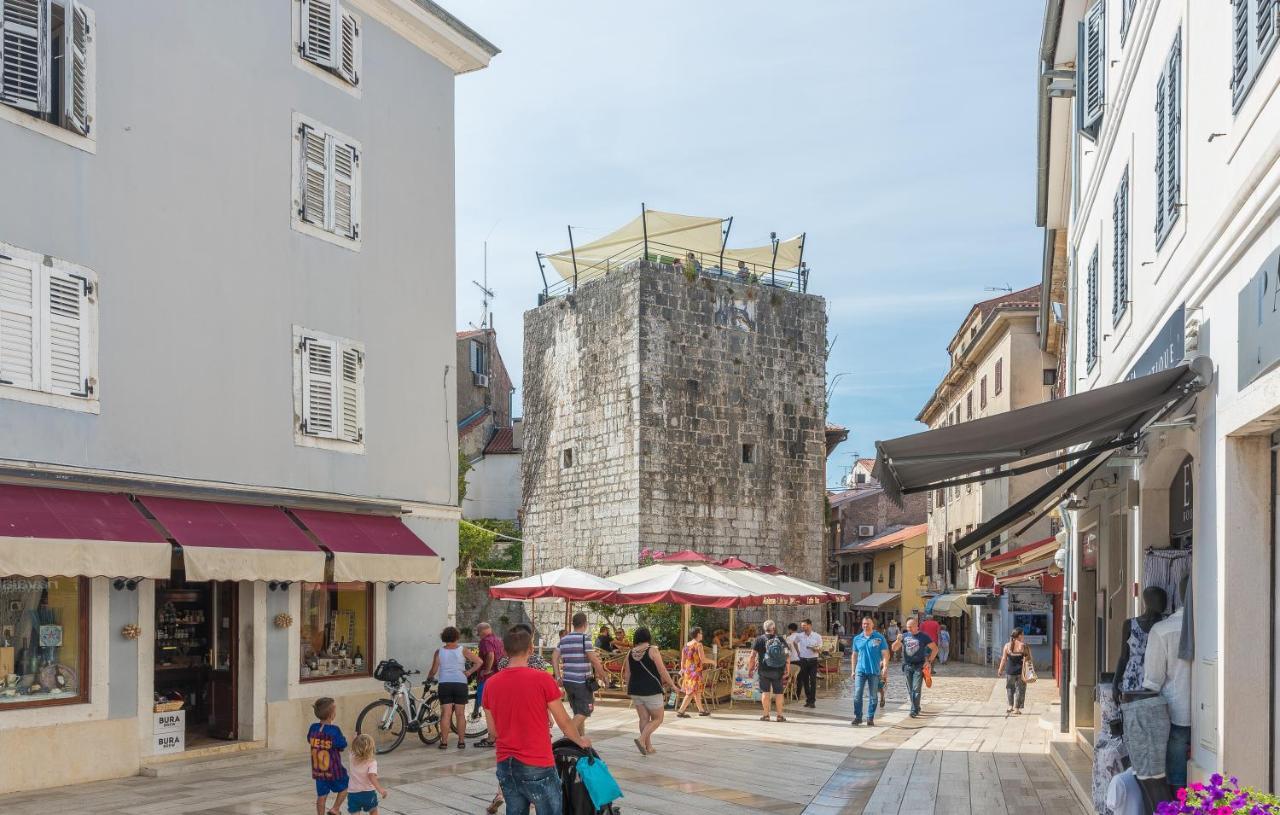 Alice Rooms Porec Exterior photo