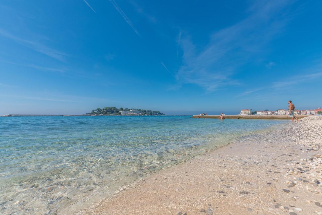 Alice Rooms Porec Exterior photo